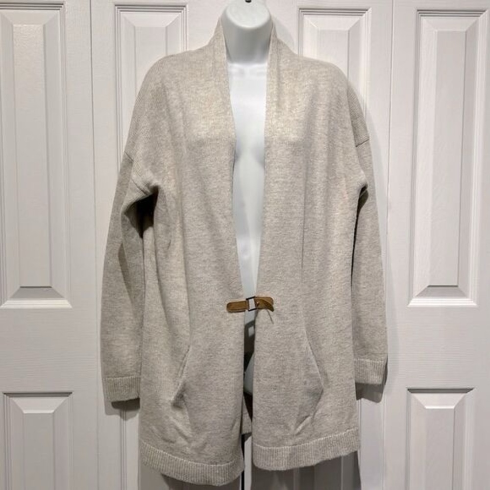 Esprit Wool Blend Cardigan in Oatmeal Size M